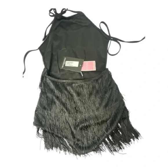 PrettyLittleThing Black Halter Fringe Bodysuit - Picture 3 of 4